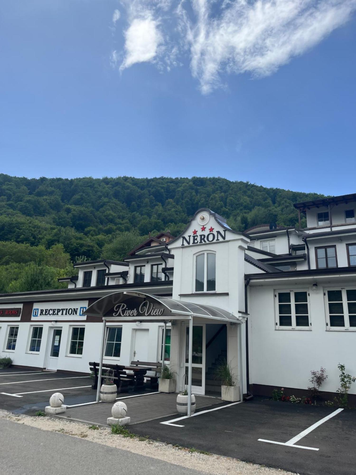 Rooms And Apartments Neron Bihac Lohovo Экстерьер фото